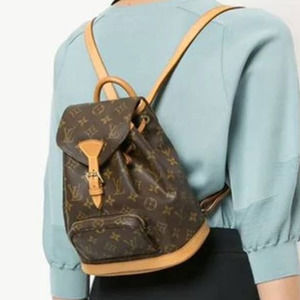 💎✨BEAUTIFUL✨💎 AUTHENTIC Louis Vuitton Montsouris MM monogram